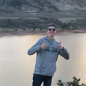 Meet your Posher, Adam